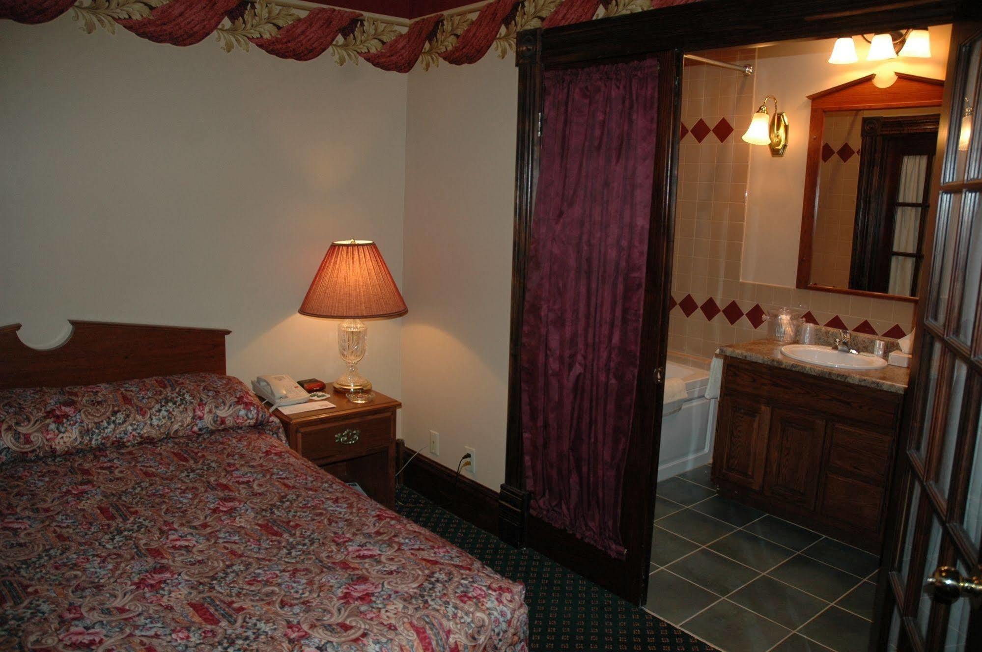 Historic Iron Horse Inn - Deadwood Ngoại thất bức ảnh