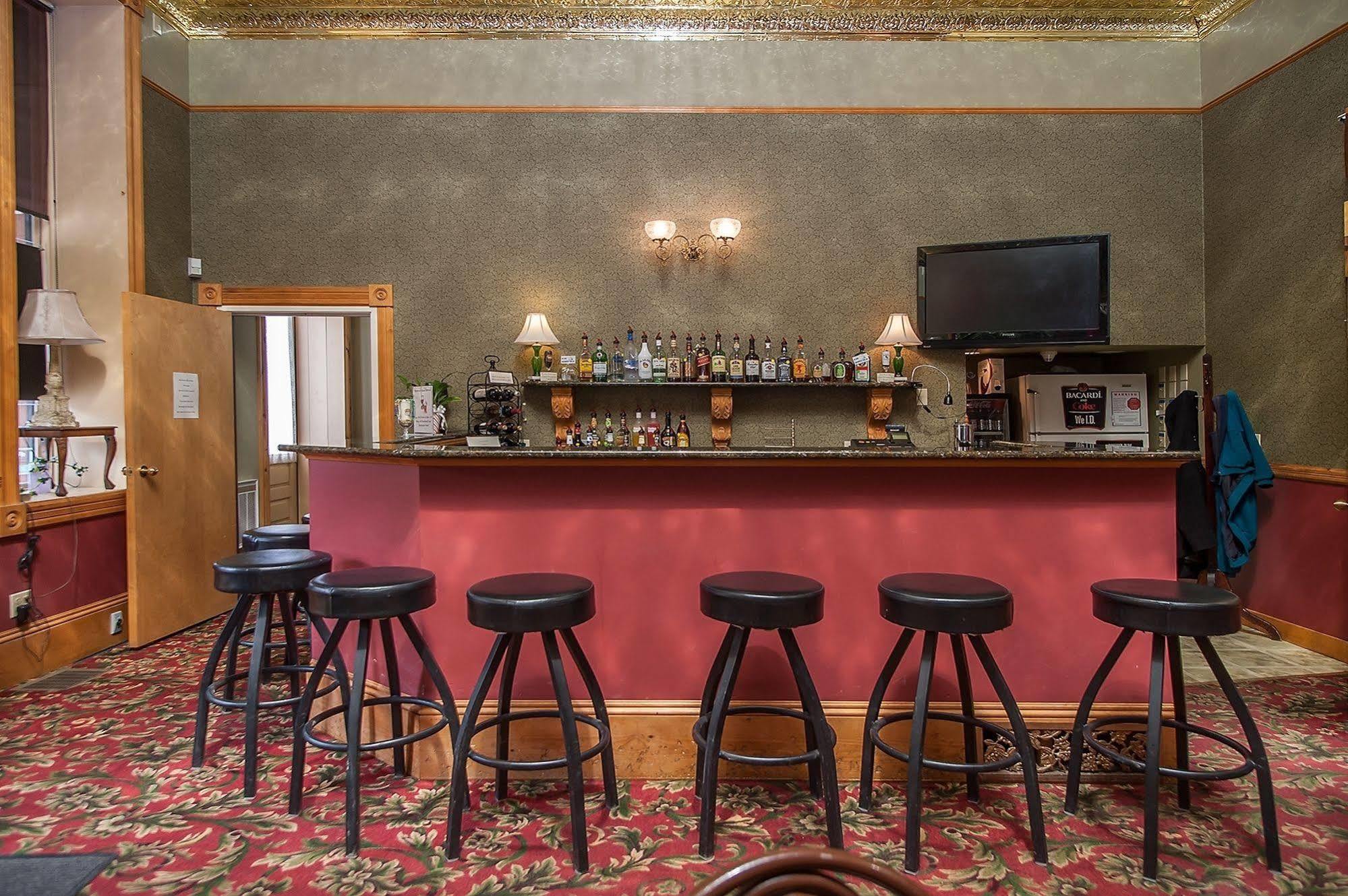 Historic Iron Horse Inn - Deadwood Ngoại thất bức ảnh